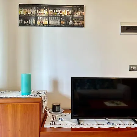 Appartement Tranquilla Terrazza Nel Con Garage By Revenue House Milaan