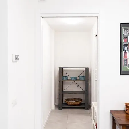 Apartment Nuovissimo Loft In Zona Navigli/romolo Milan