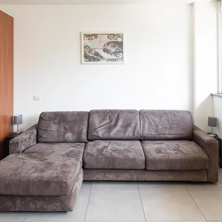 Nuovissimo Loft In Zona Navigli/romolo * Milan