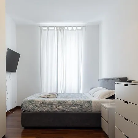 Elegante Bilocale A 15 Min Dal Duomo Apartment *