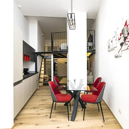Loft La Sedia Rossa - Centro Storico * Milan