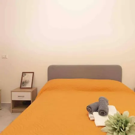 Apartment Myhome Besozzo Comfort Milan