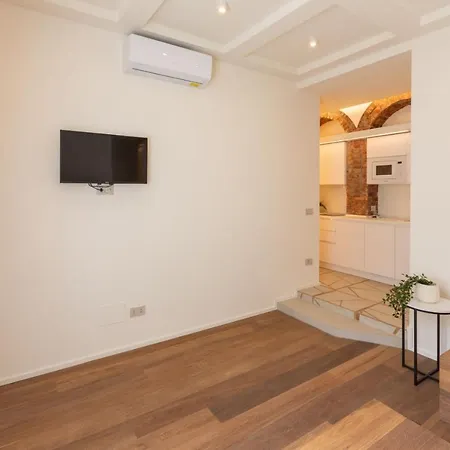 Nd4 -loreto - Duomo- Minimal House Апартаменты