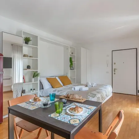 شقة The Rent - Comfortable Near S Ambrogio