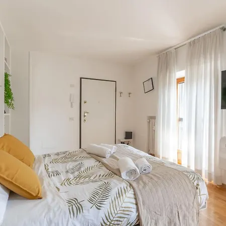 شقة The Rent - Comfortable Near S Ambrogio ميلان