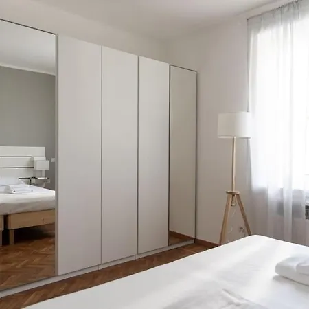 Apartament Youhosty - De Cristoforis12 Bis Mediolan