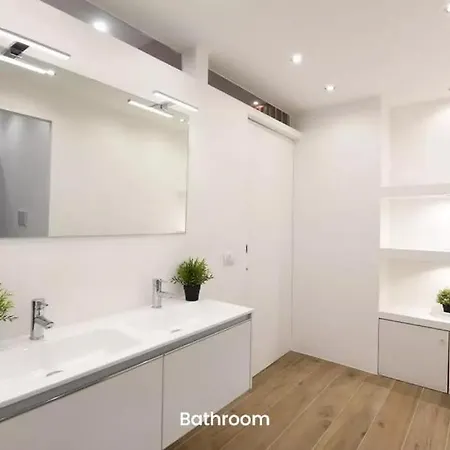 Whole 2 Bedrooms In Apartment Milan