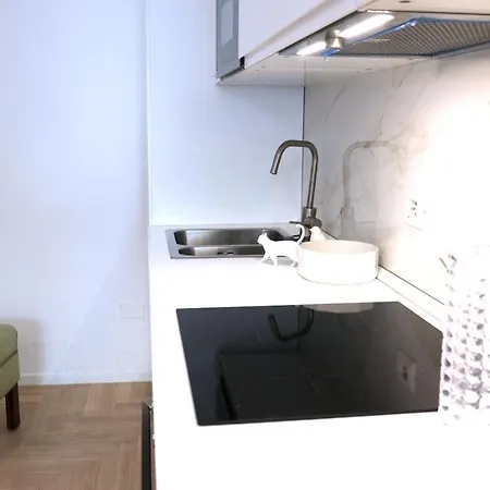 I Host - Val Strona 3 Milano