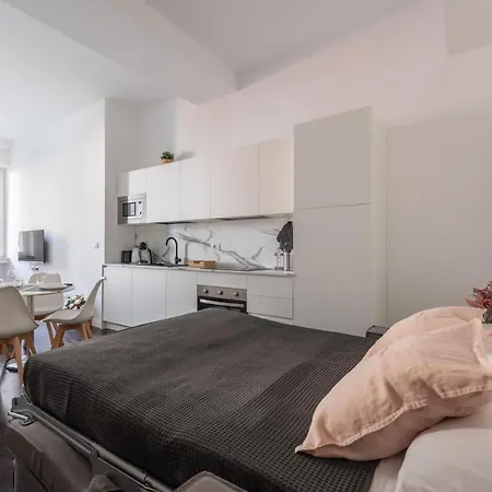 Bandello House, Corso Magenta -