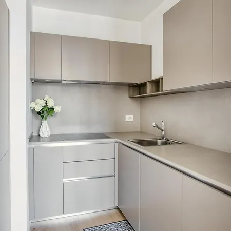 Joivy Chic Studio Close To Tower Apartamento Milán