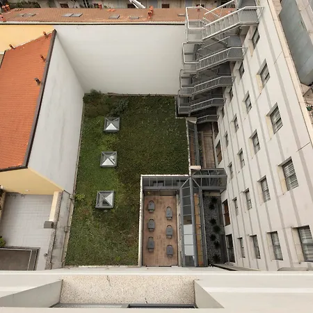 Szálloda Life Poliziano, By R Collection Milánó