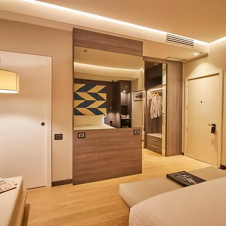 Ih Ambasciatori 4*