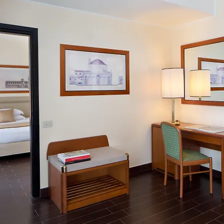 Starhotels Business Palace Милан