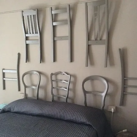 米兰中心床+艺术旅馆 住宿加早餐酒店 3*