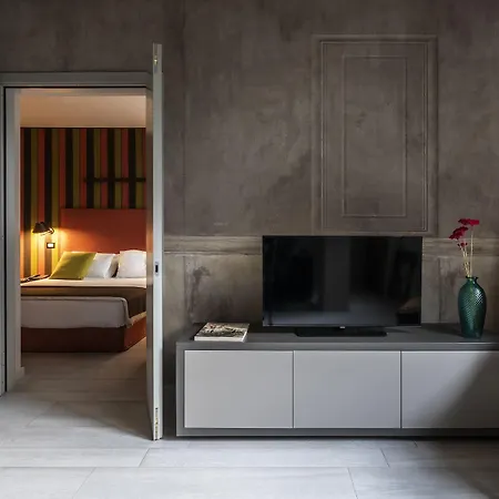 Fifty House Cellini Hotel Milano
