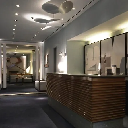 Spadari Al Duomo Hotel 4*