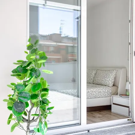 Just Urban - Modern 1-br Flat With 90 Sqm Terrace - M4 Tolstoj