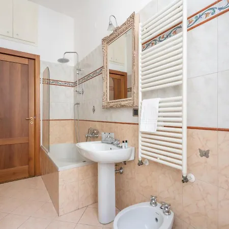The Best Rent - Spacious Near Colonne S Lorenzo Milan