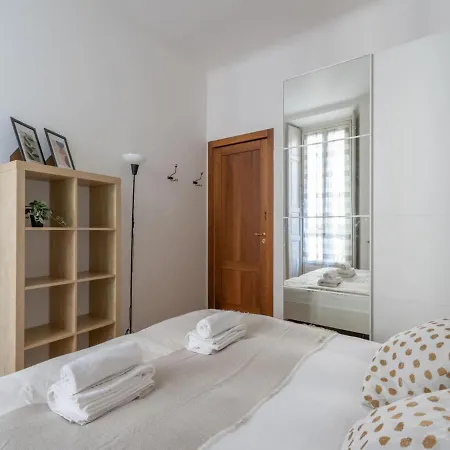 The Best Rent - Spacious Near Colonne S Lorenzo Apartment