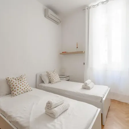 The Best Rent - Spacious Near Colonne S Lorenzo *