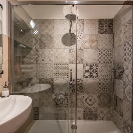 Ihost Luxury - Savona 112