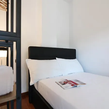 Contempora - Monolocale Con Terrazza Via F. De Sanctis, 41 Apartament