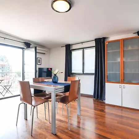 Apartment Primopiano - Euclide