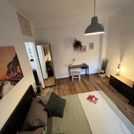 Apartament Stylish 3 Km Away From Duomo - Netflix, Wi-fi, All Comforts Included *