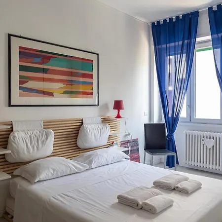 Elegante Bilocale In Corso Lodi/brenta Apartmán Milán