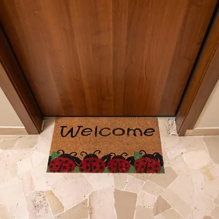 Apartmán Elegante Bilocale In Corso Lodi/brenta