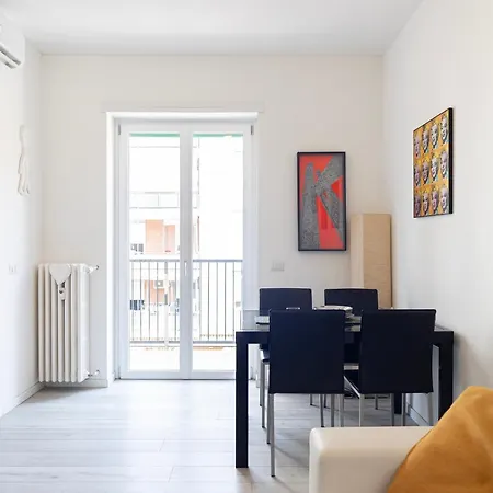 Elegante Bilocale In Corso Lodi/brenta Apartmán Milán