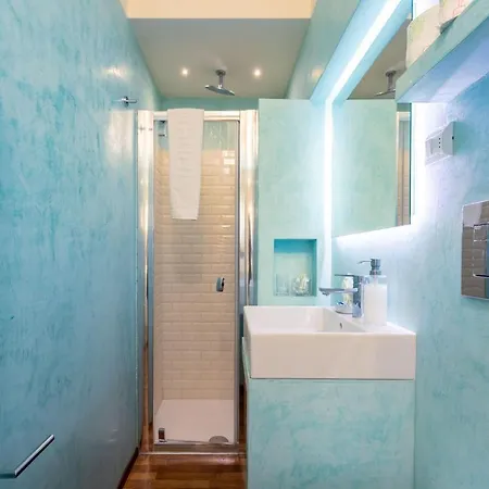 Apartment Pontaccio Milan