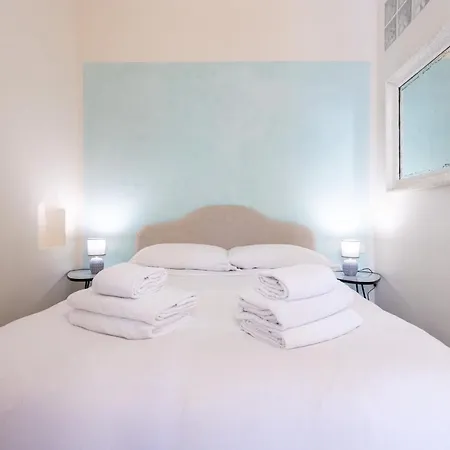 Pontaccio Apartment