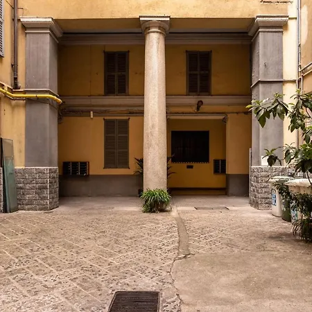 Apartment Pontaccio *