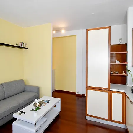 Casa Kandinsky - 10 Minuti Da Aeroporto Di Linate Milan