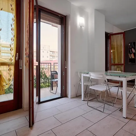 דירה Xenia - New And Bright Urban Housing