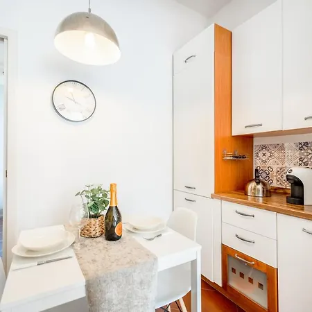 Apartment {corso Sempione - Citylife} - Wi-fi / Netflix /mm5 Milan