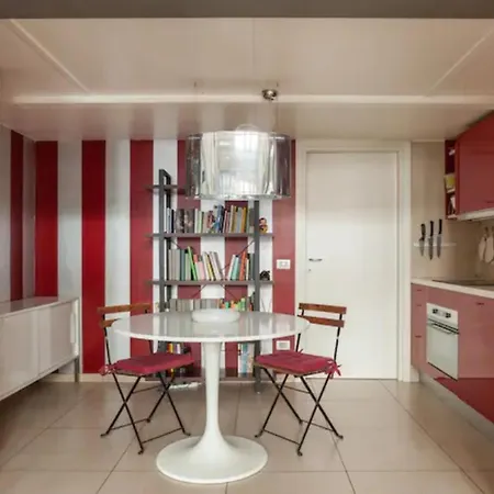 Isola Skylight Loft- Via Della Boscaiola Apartmán *