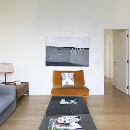 Charming 3-bed In * Milan