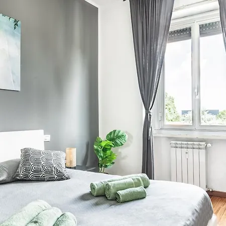 'tribal House' Sansiro-rhofiera-duomo Apartmán *