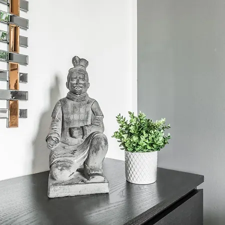 'tribal House' Sansiro-rhofiera-duomo Apartmán *