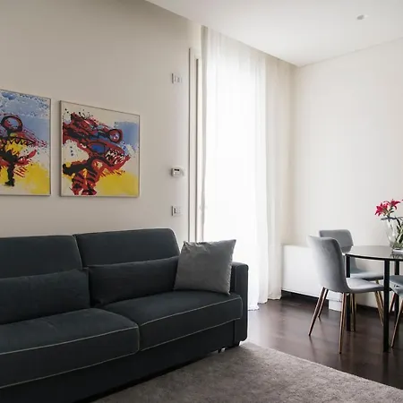 St.ambrogio 2bd New Apartamento