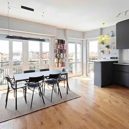 Grazioso E Spazioso In Forlanini מילאנו