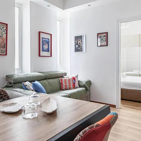 Easylife - - Melchiorre Gioia 30 -