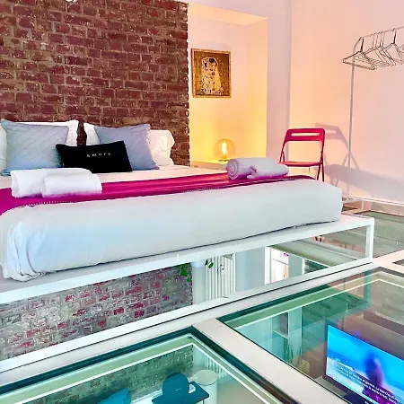 Glass Floor Loft Apartament