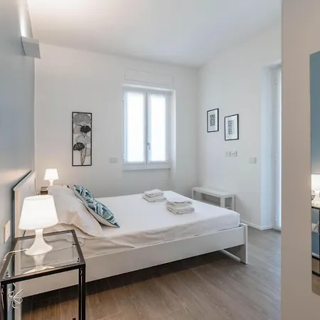 Apartmán Easylife - Milano- Privata Angera 10s -