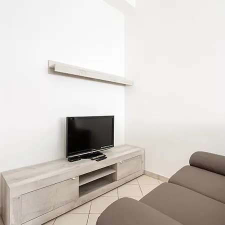 Appartamento Ripamonti Budget With Small Balcony Milano