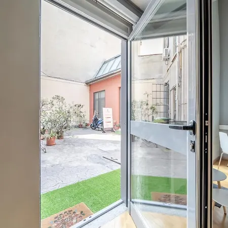 Guesthost - Amazing Loft - 350 M Far From Dateo Station *