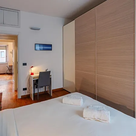 San Siro/city Life Bilocale Comodo Ed Elegante شقة