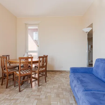 - Roomy 300 M From M3 Affori Fn! *